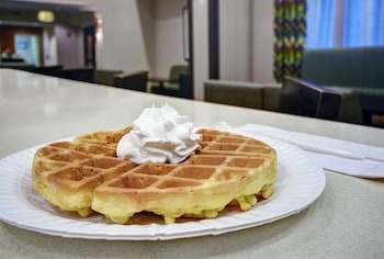 hampton inn and suites robbinsville