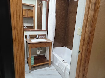 town house extended stay hotel downtown