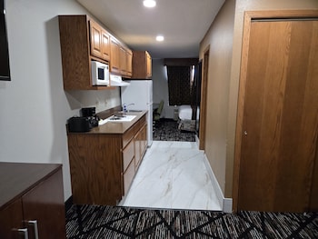 town house extended stay hotel downtown