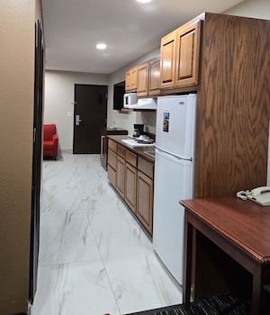 town house extended stay hotel downtown