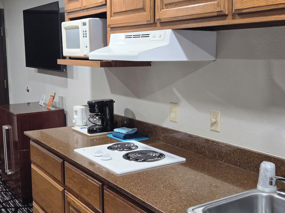 town house extended stay hotel downtown