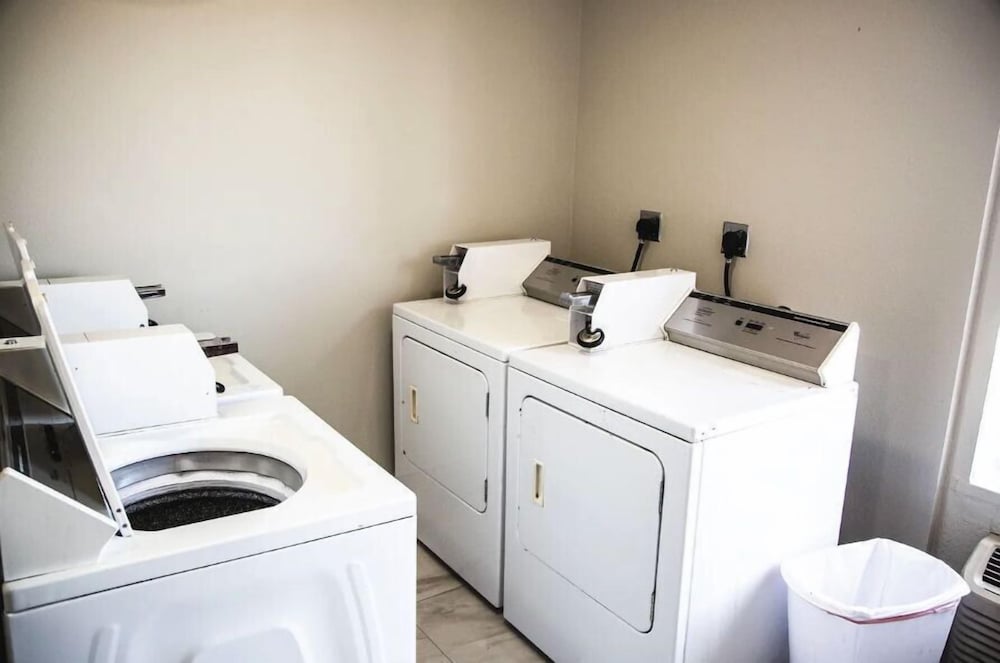 town house extended stay hotel downtown