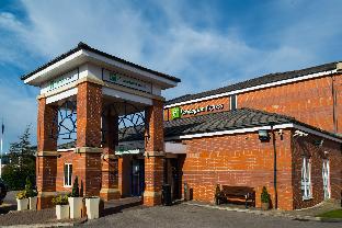 Holiday Inn Express Manchester East By Ihg,In Gorton (Belle Vue),4 star