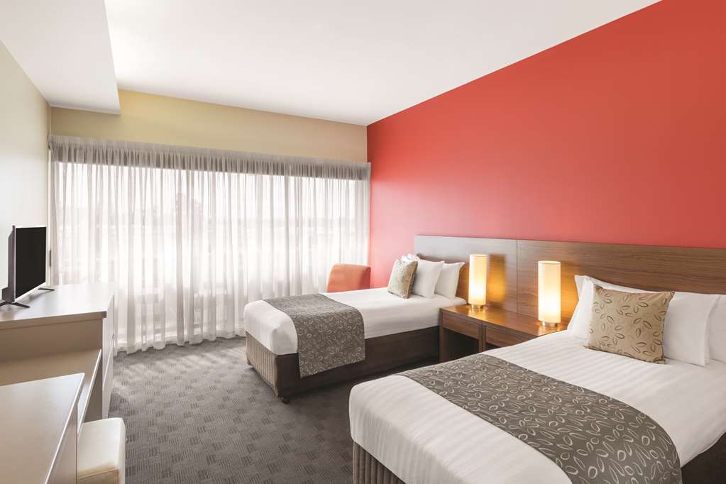 travelodge hotel hobart airport