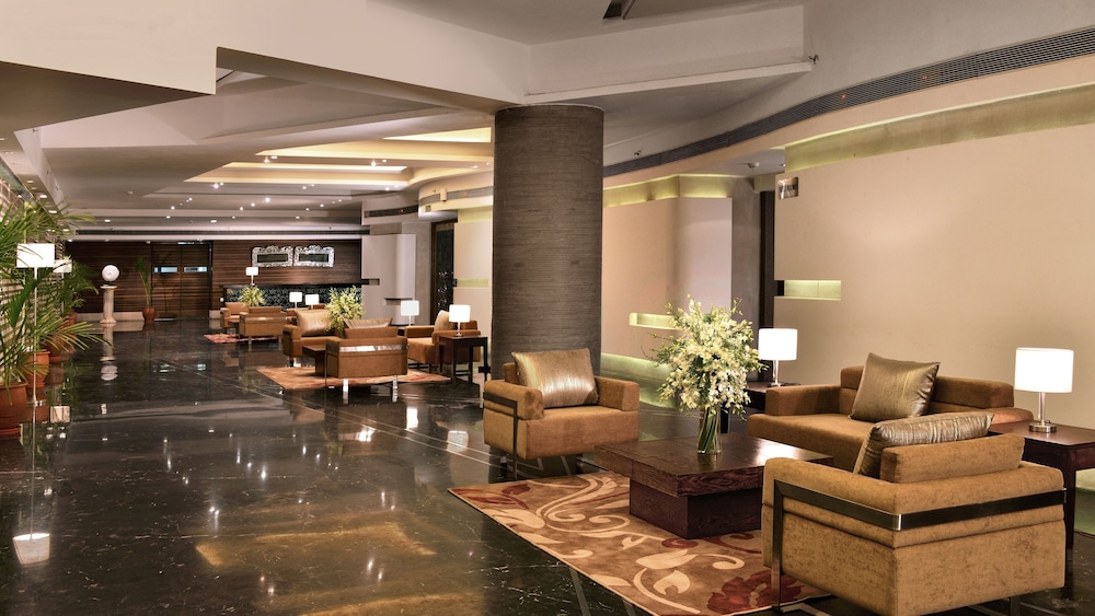 holiday inn chandigarh panchkula