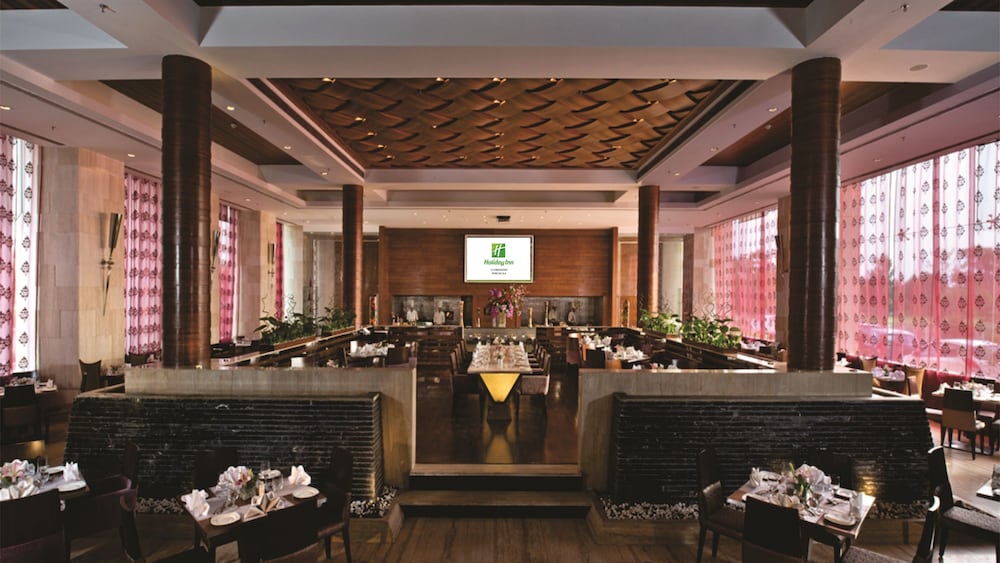 holiday inn chandigarh panchkula