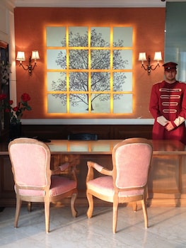 The Bella Vista Hotel,Panchkula,3 star