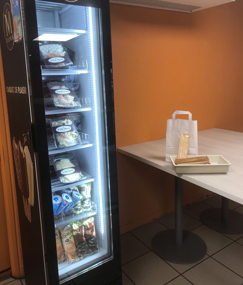 premiere classe dijon nord zenith