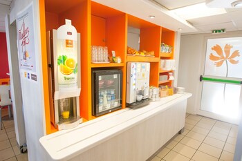 premiere classe dijon nord zenith