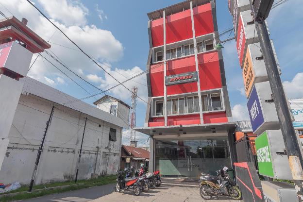 reddoorz near stadion sanaman mantikei