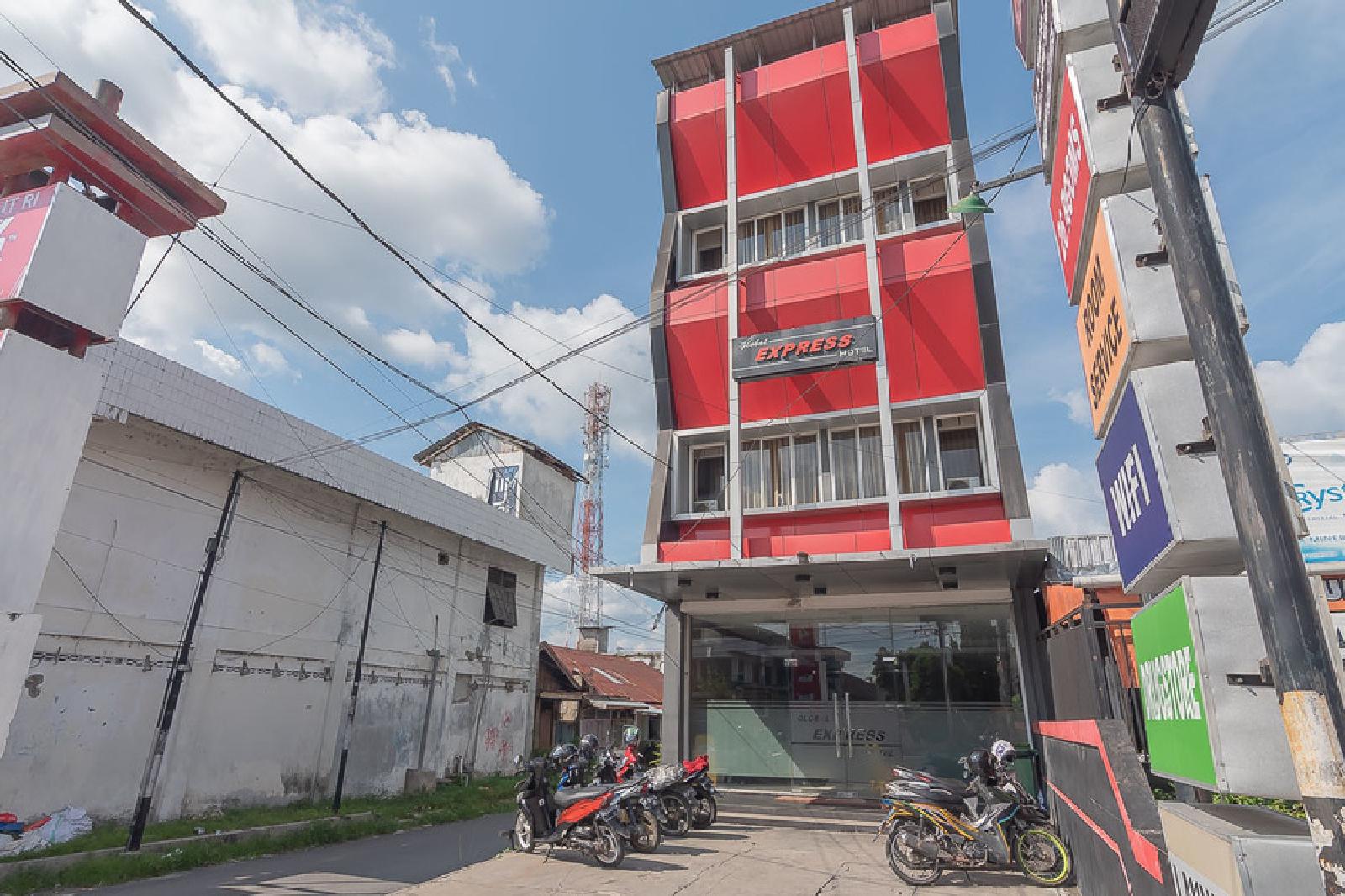 reddoorz near stadion sanaman mantikei