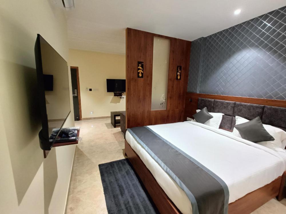 hotel golden orchid
