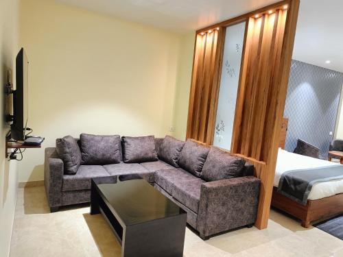 hotel golden orchid