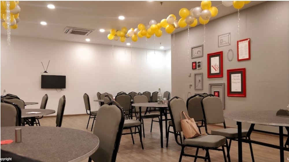 The Town House,New Delhi>>Delhi,3 star