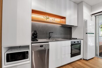 snowstream riverside apartments unit 1