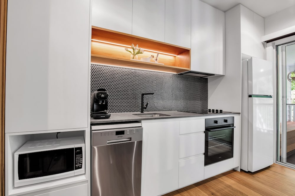 snowstream riverside apartments unit 1