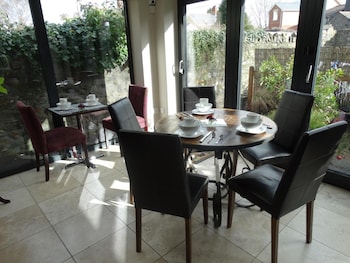 number one hundred bandb