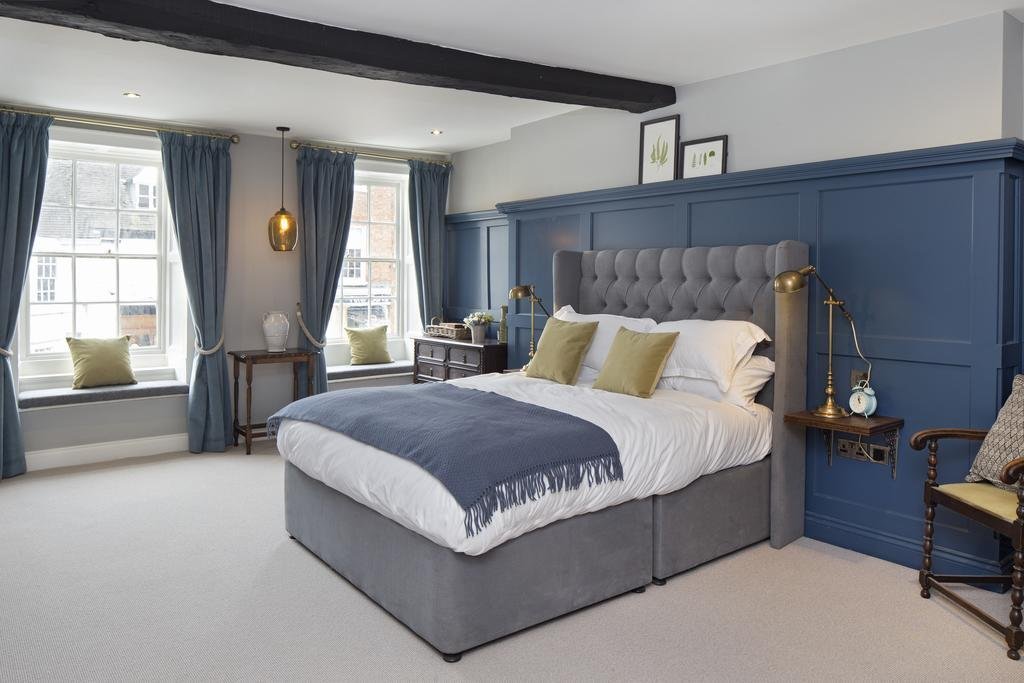 the george townhouse