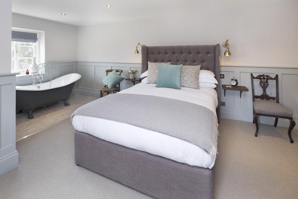 The George Townhouse,Gloucestershire>>Cotswolds,3 star