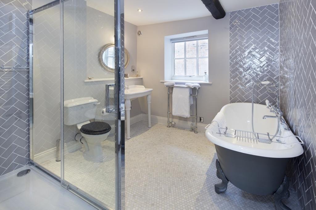 The George Townhouse,Gloucestershire>>Cotswolds,3 star