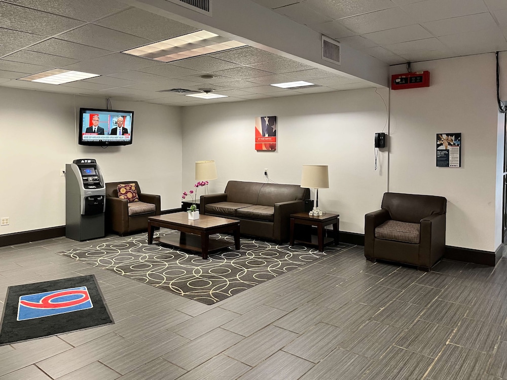 studio 6 clarion