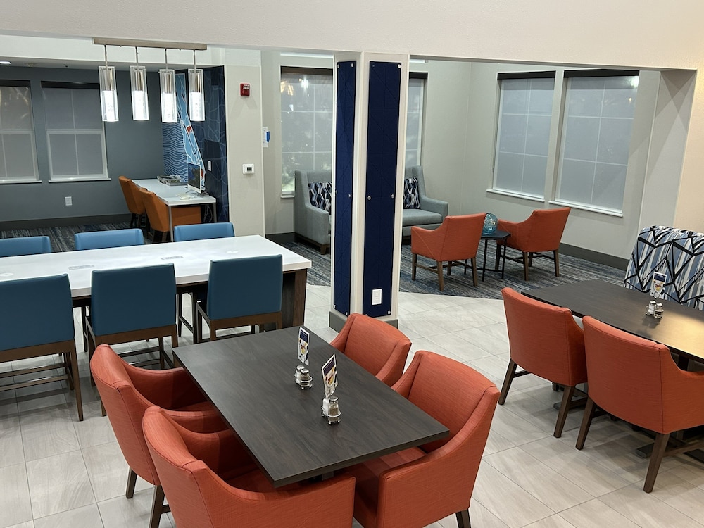 holiday inn express hotel and suites manteca by ihg