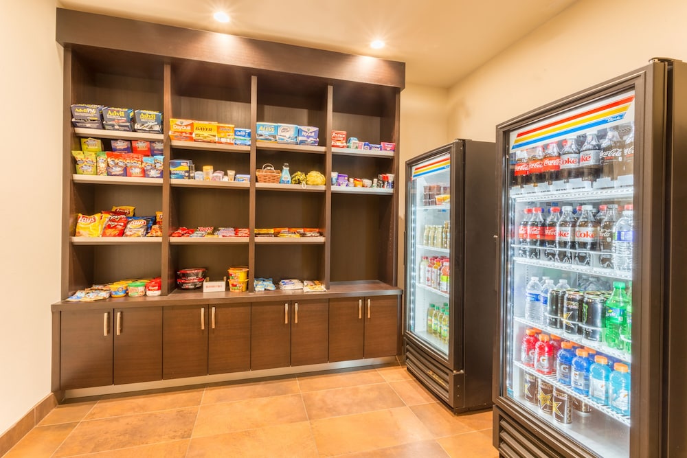 holiday inn express hotel and suites manteca by ihg