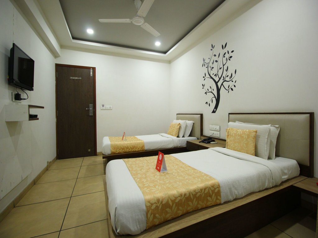 Hotel Manila,Kalupur>>Ahmedabad,3 star