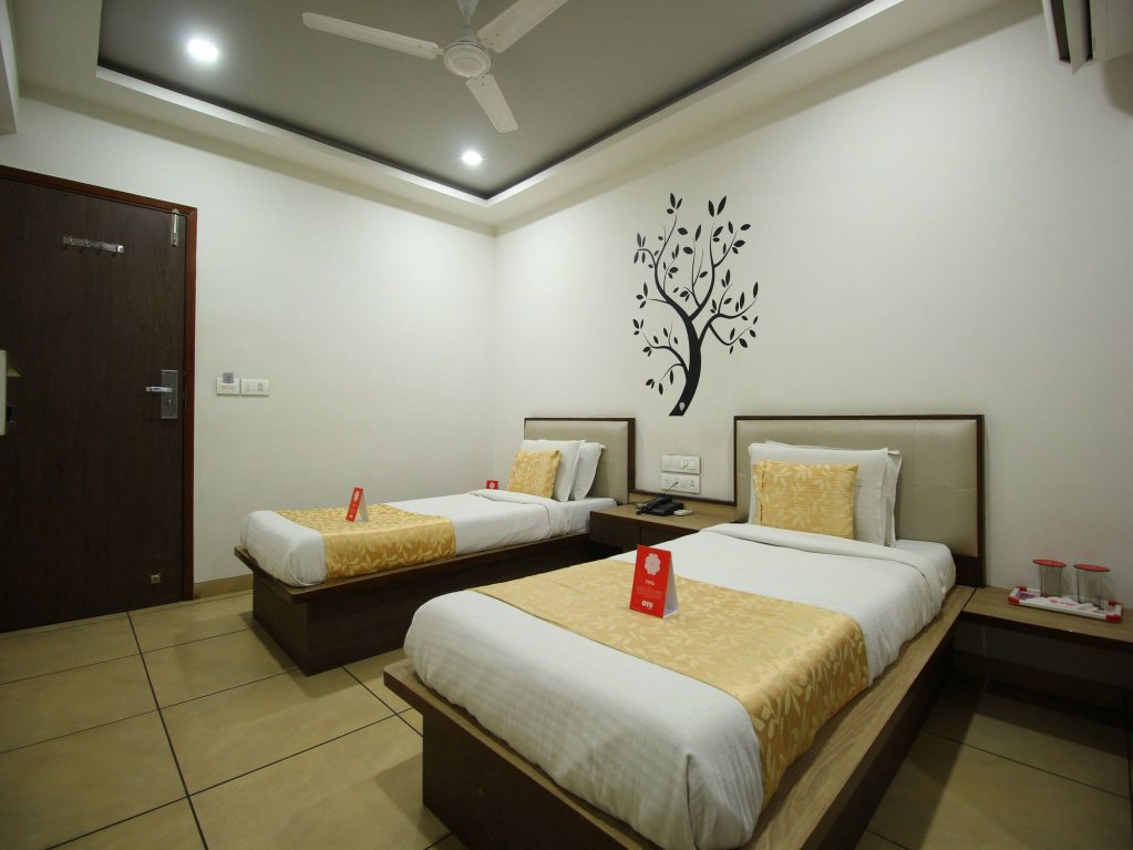 Hotel Manila,Kalupur>>Ahmedabad,3 star