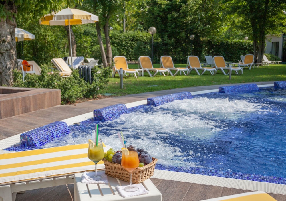 hotel terme bristol buja
