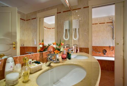 hotel terme bristol buja