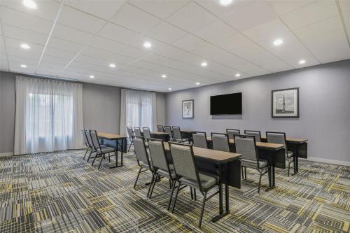 homewood suites by hilton huntsville downtown al