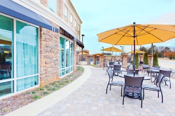 holiday inn express and suites huntsville west research park