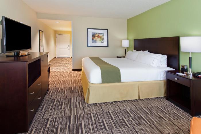 holiday inn express and suites huntsville west research park