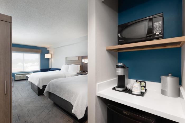 holiday inn express and suites huntsville west research park