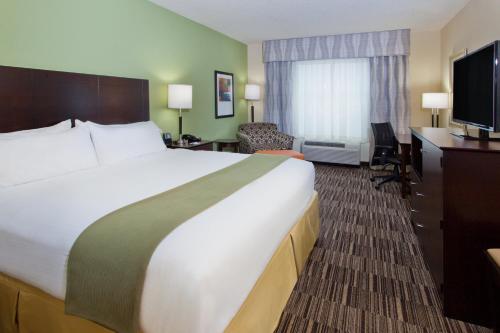 holiday inn express and suites huntsville west research park