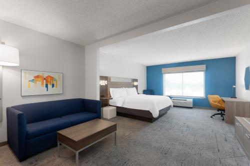 holiday inn express and suites huntsville west research park