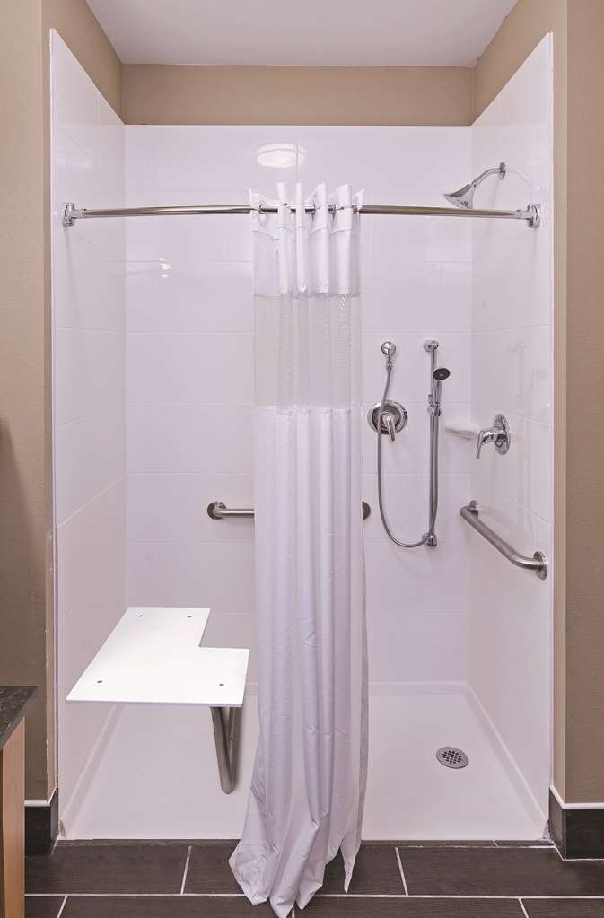 la quinta inn suites wichita falls msu area