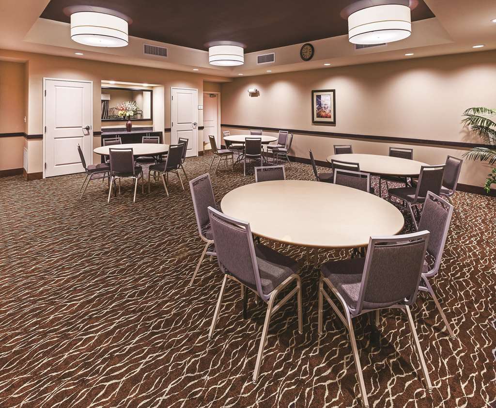 la quinta inn suites wichita falls msu area