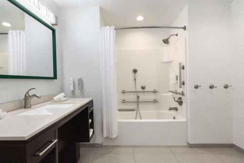 home2 suites by hilton florence sc
