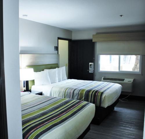 country inn and suites by radisson monterey beachfront marina ca