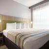 country inn and suites by radisson monterey beachfront marina ca