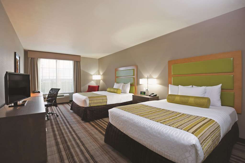 la quinta inn and suites by wyndham paducah