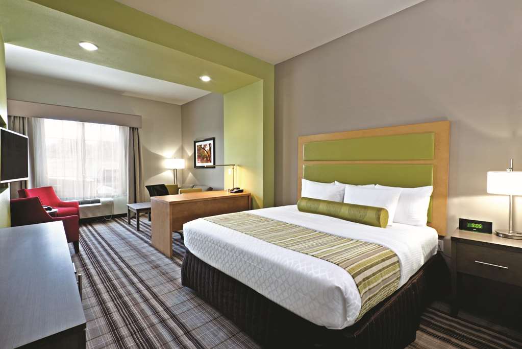 la quinta inn and suites by wyndham paducah
