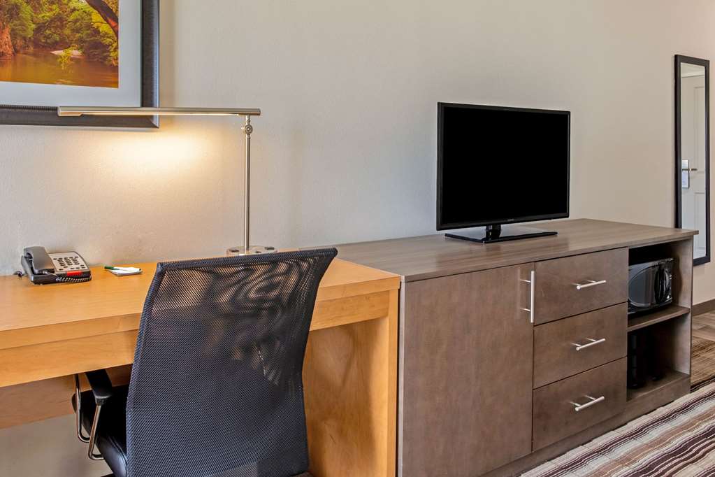 la quinta inn and suites by wyndham paducah
