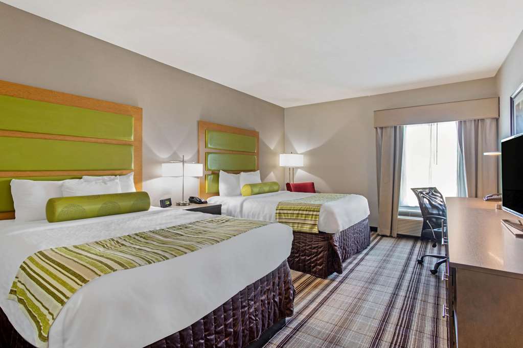 la quinta inn and suites by wyndham paducah