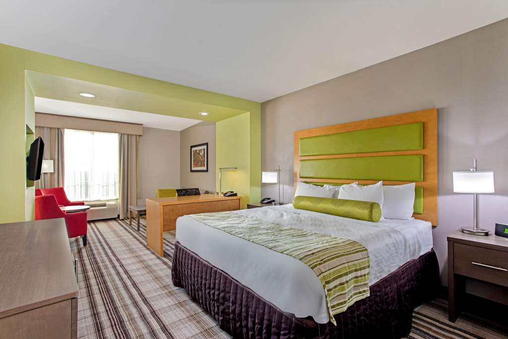 la quinta inn and suites by wyndham paducah