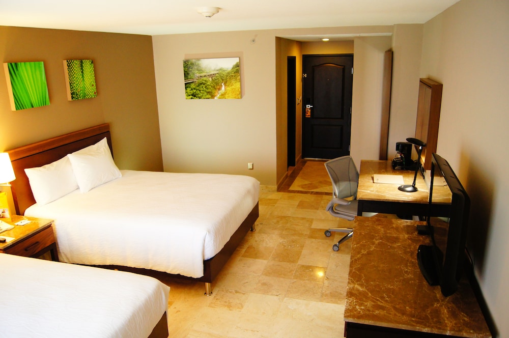 hilton garden inn boca del rio veracruz
