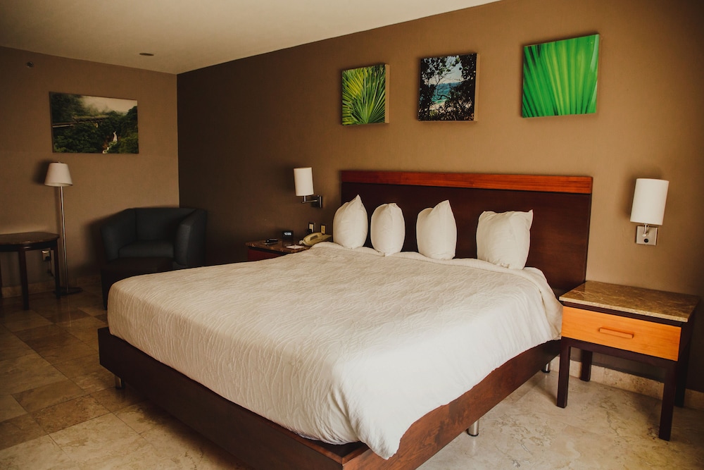 hilton garden inn boca del rio veracruz