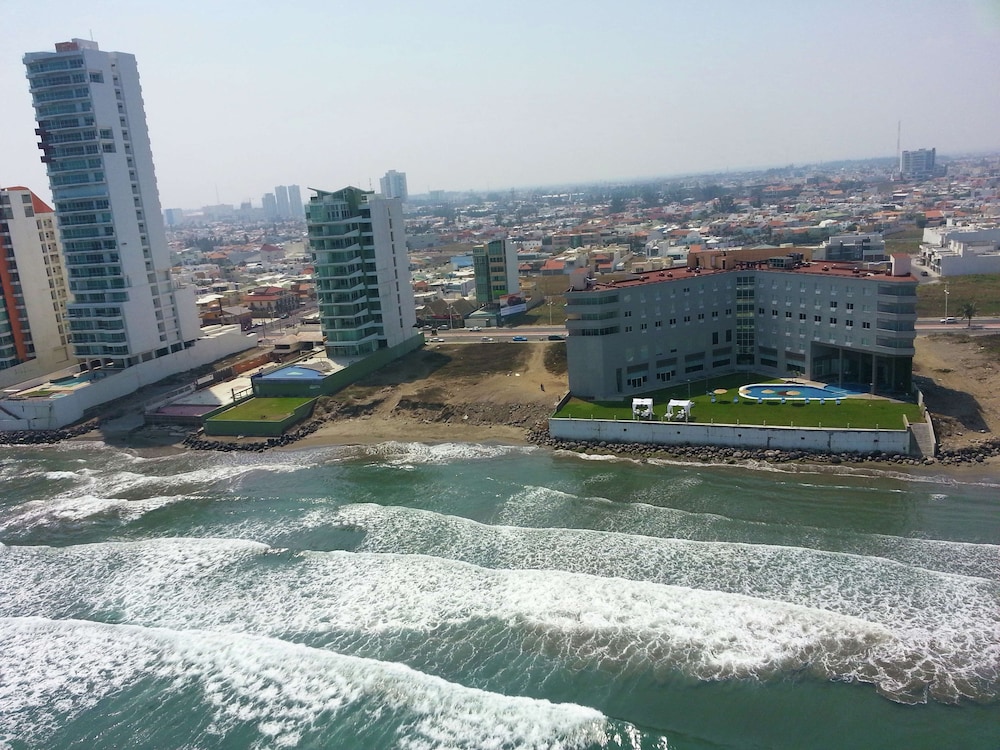 hilton garden inn boca del rio veracruz